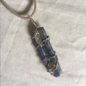Kyanite Stone Necklace🍁